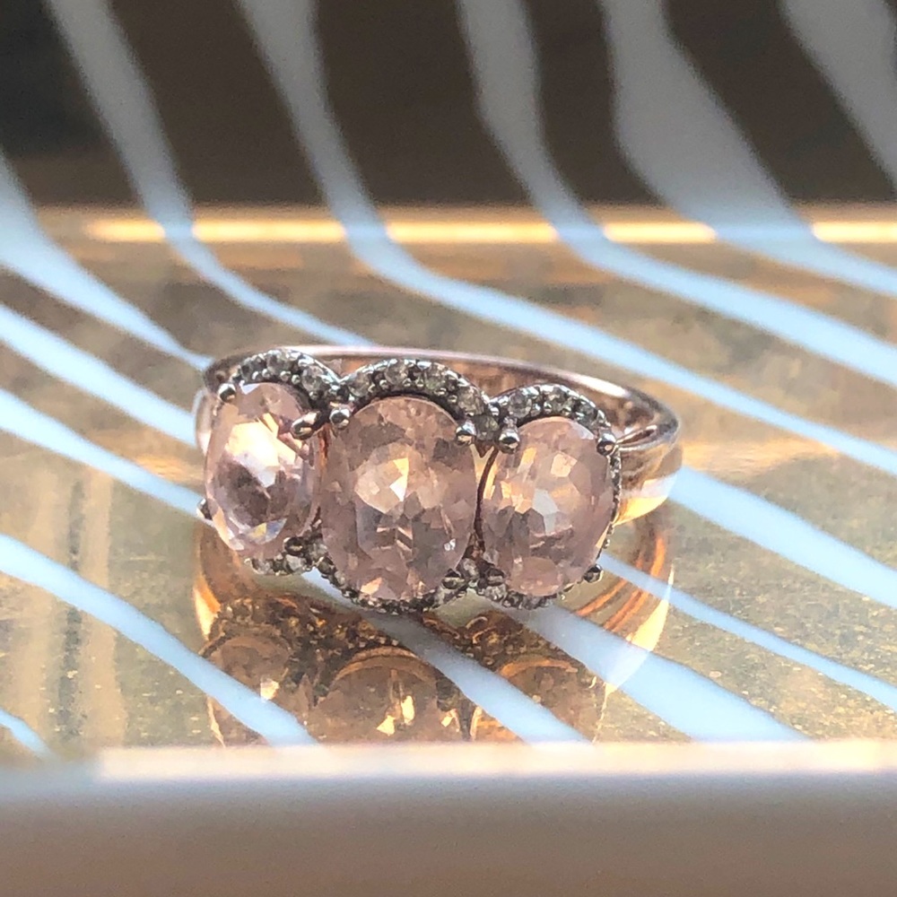 💕PRICE ⬇️ Rose Gold Morganite Oval Pave Ring Sz 8